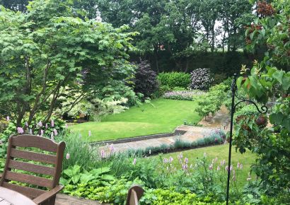 autumn garden maintenance